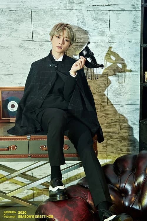 Plakat: TOMORROW X TOGETHER 2020 SEASON'S GREETINGS