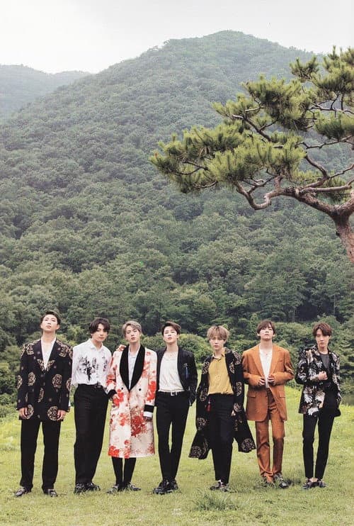 Plakat: BTS 2019 SUMMER PACKAGE in Korea
