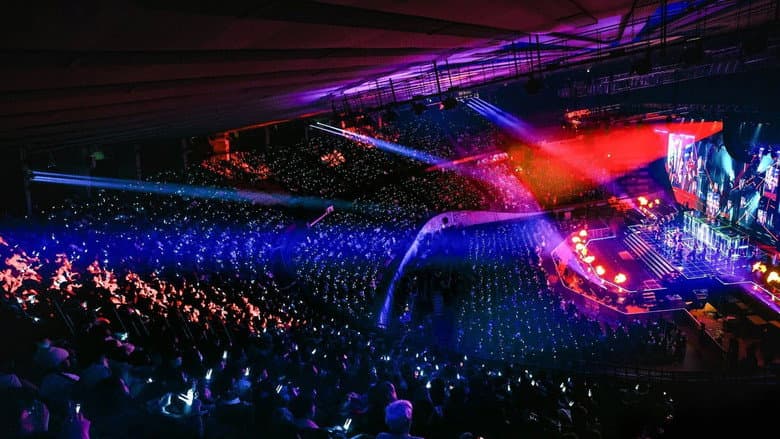 Kadr z LE SSERAFIM TOUR [EASY CRAZY HOT] ENCORE in Seoul