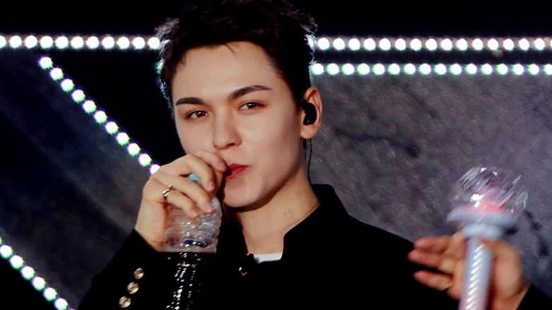 Kadr z SEVENTEEN 2025 JAPAN FANMEETING 'HOLIDAY'