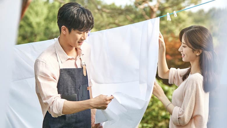Kadr z Your House Helper