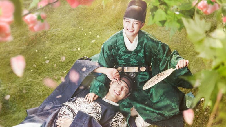 Kadr z Love in the Moonlight