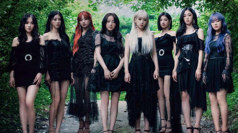 Kadr z LOVELYZ ONTACT Concert "Deep Forest"