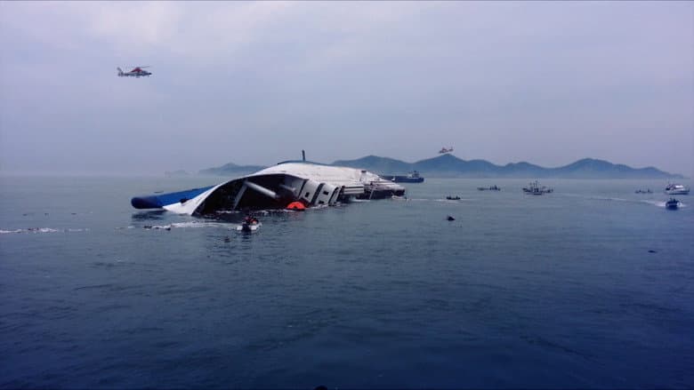 Kadr z The Truth Shall Not Sink with Sewol
