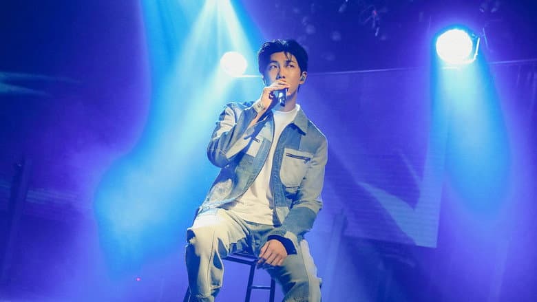 Kadr z RM Live in Seoul @ Rolling Hall
