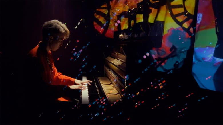 Kadr z Piano Prism