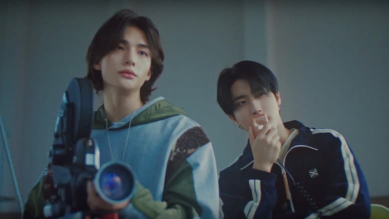 Kadr z SKZFLIX (樂-STAR)