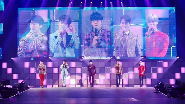 Kadr z SHINee Concert "SHINee World V"