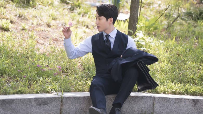 Kadr z Miss Hammurabi