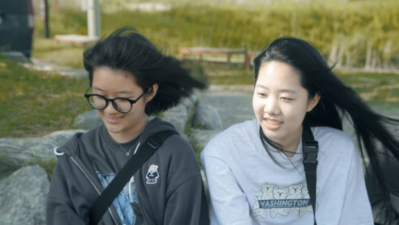 Kadr z Efterskole, Going to the Wonderland Korea