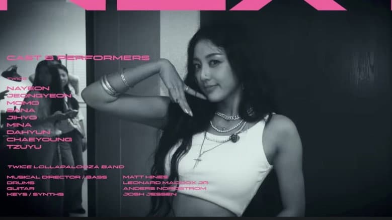 Kadr z TWICE: Up Next - Lollapalooza Chicago 2025
