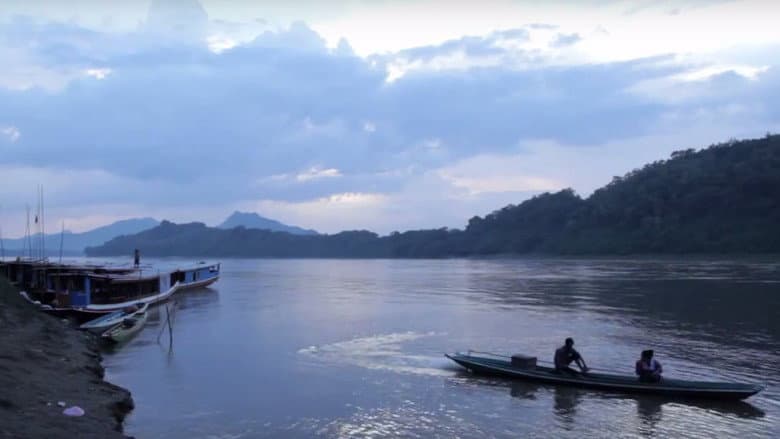 Kadr z Laos : In the Warmest Country