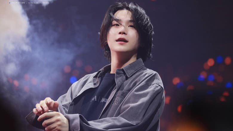 Kadr z SUGA | Agust D TOUR “D-DAY” The Final: LIVE VIEWING Day 03