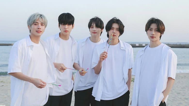 Kadr z Season of TXT: YOUTH
