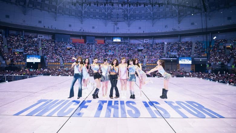 Kadr z TWICE 〈THIS IS FOR〉 WORLD TOUR FINALE in SEOUL
