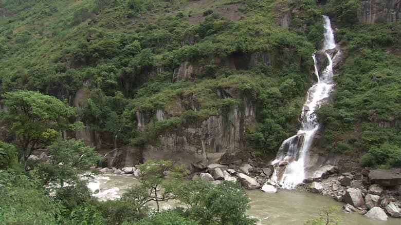 Kadr z Asian Corridor in Heaven