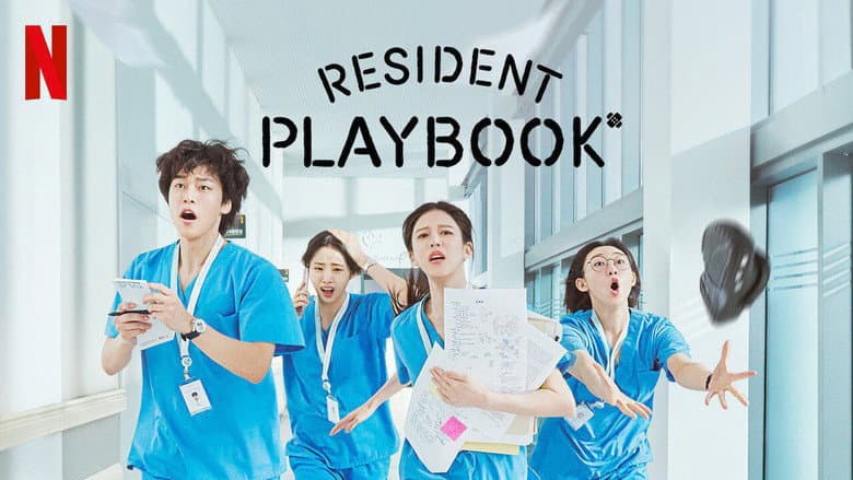 Kadr z Resident Playbook