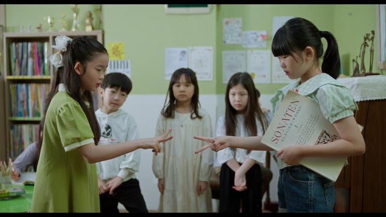 Kadr z Rock Paper Scissors