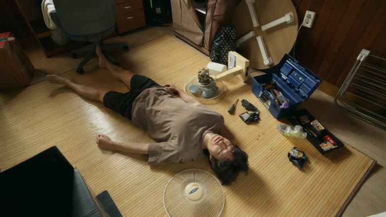 Kadr z When the Fan Stops
