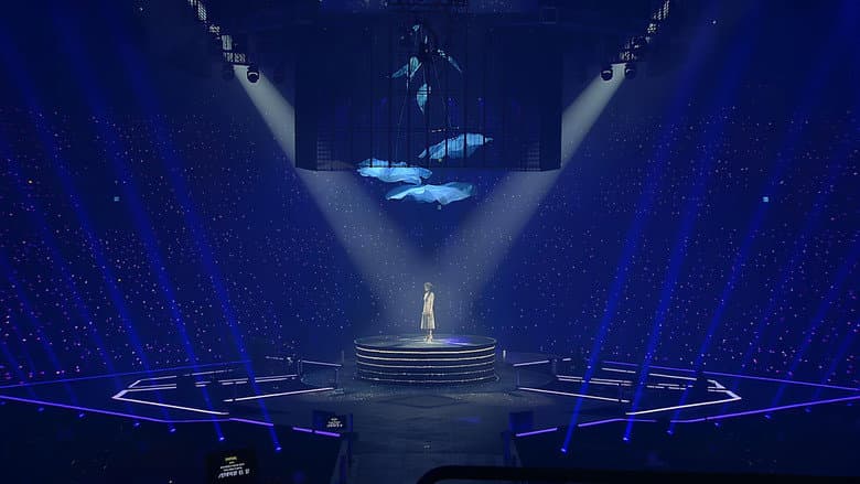 Kadr z IU CONCERT [Love, Poem] IN SEOUL