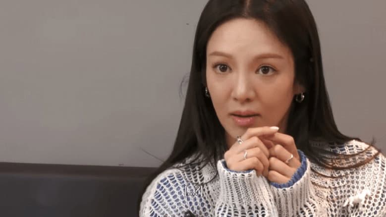 Kadr z Fake Kim Hyoyeon