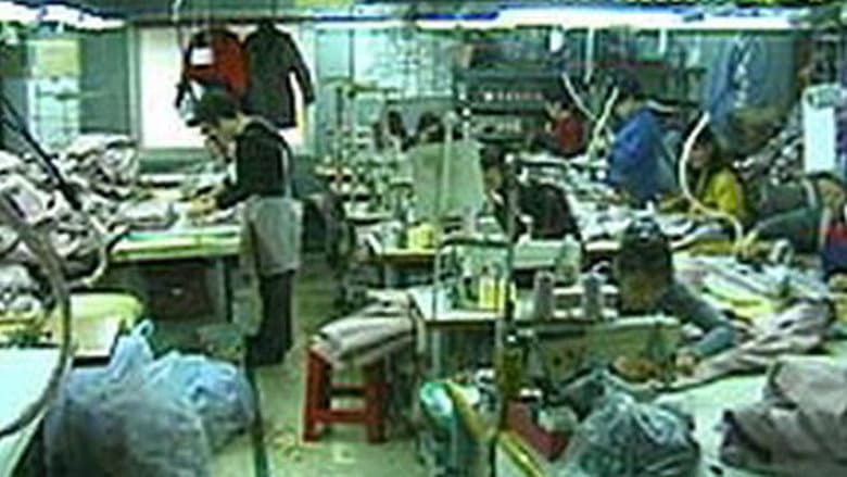 Kadr z Another World We Are Making: Haengdang-Dong People 2