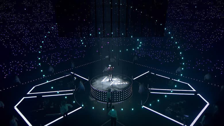 Kadr z IU CONCERT [Love, Poem] IN SEOUL