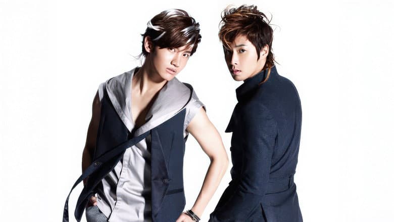 Kadr z TOHOSHINKI LIVE TOUR 2012 ~TONE~