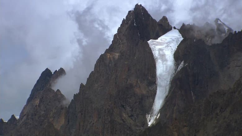 Kadr z Asian Corridor in Heaven