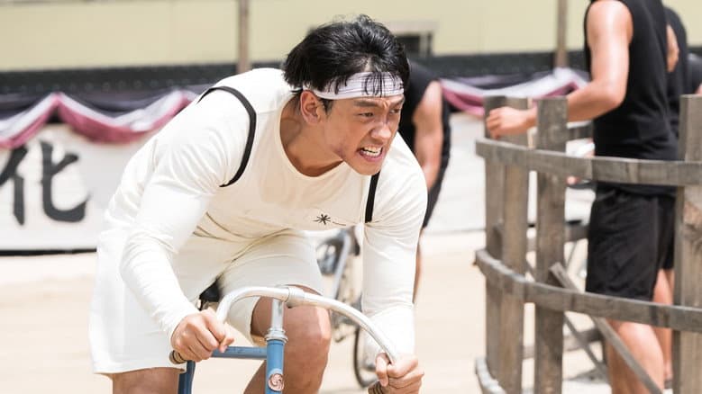 Kadr z Race to Freedom: Um Bok-dong