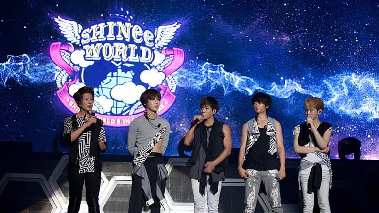Kadr z SHINee CONCERT "SHINee WORLD II"