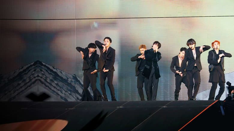 Kadr z BTS: Permission to Dance on Stage - LA