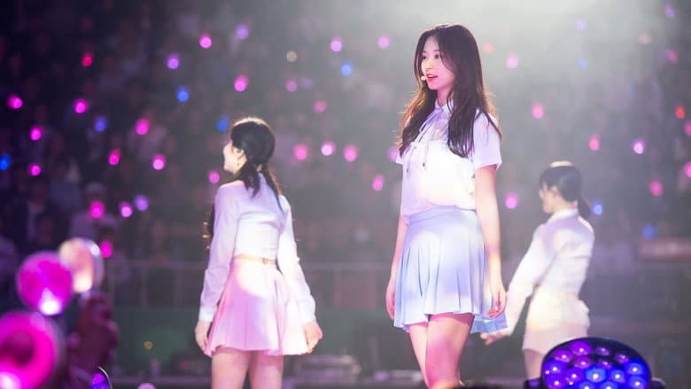 Kadr z TWICELAND